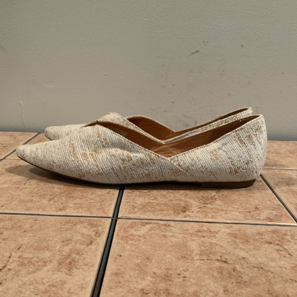 Band of Gypsies Jasmine Distressed Chenille White Vegan Flats size 10 - Picture 4 of 11